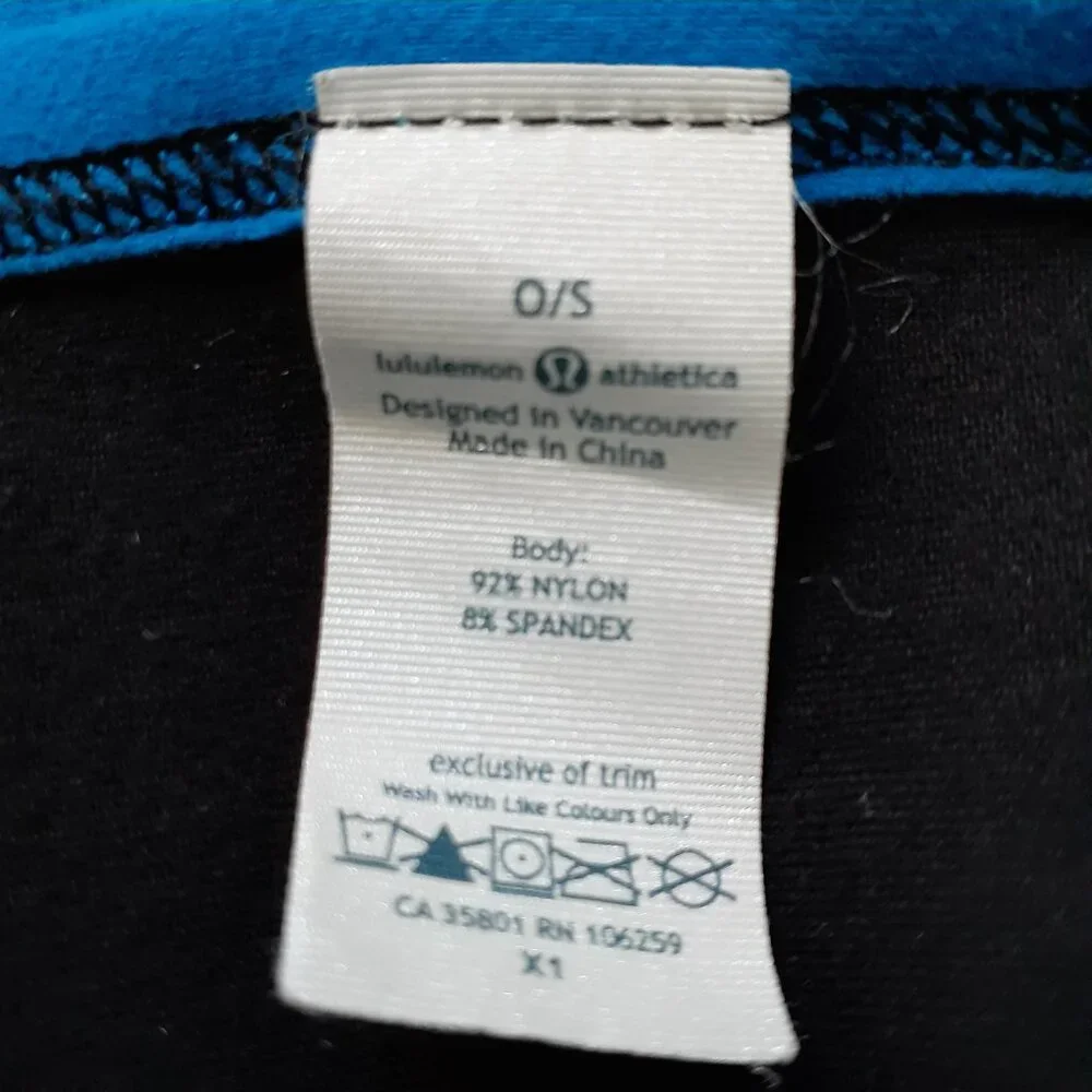 Lululemon Vinyasa Scarf Rulu in Cornflower Blue / Black